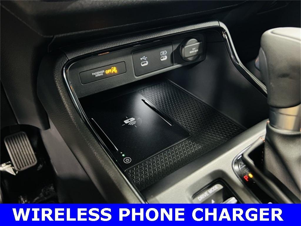 new 2026 Honda CR-V Hybrid car, priced at $41,675