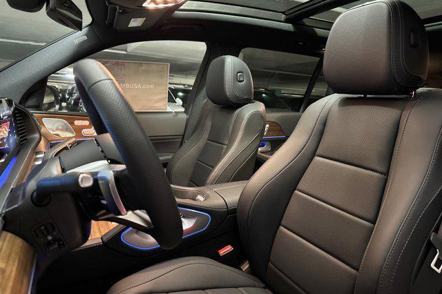 new 2025 Mercedes-Benz GLS 450 car, priced at $98,295