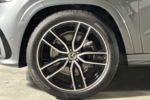 new 2025 Mercedes-Benz GLS 450 car, priced at $98,295
