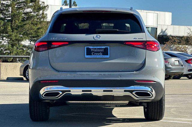 new 2025 Mercedes-Benz GLC 300 car, priced at $56,545