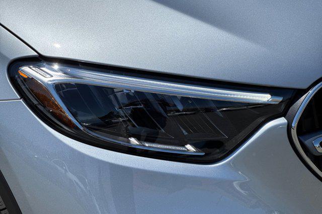 new 2025 Mercedes-Benz GLC 350e car, priced at $62,645