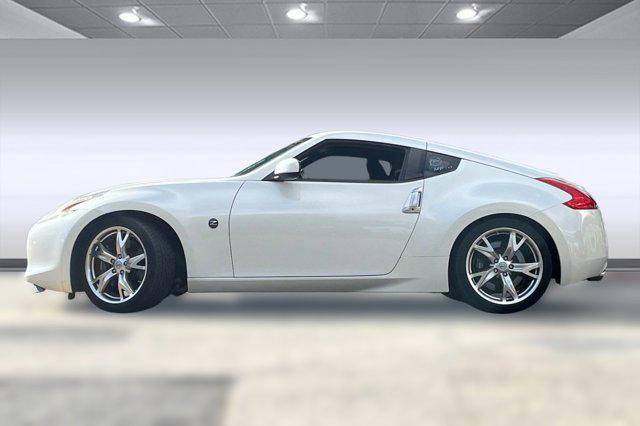 used 2009 Nissan 370Z car, priced at $19,999