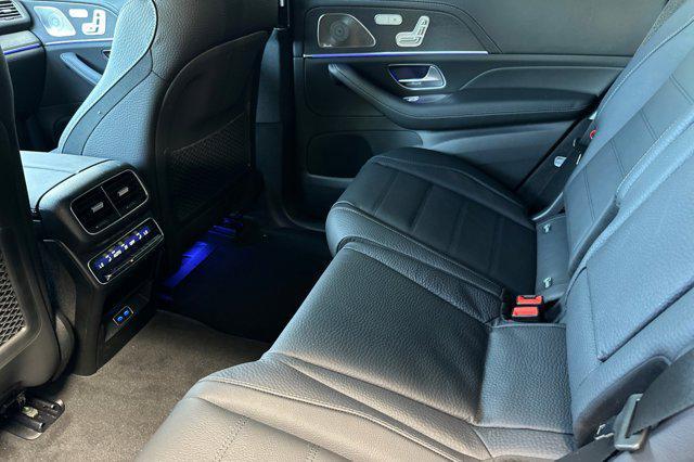 new 2025 Mercedes-Benz GLS 580 car, priced at $122,235