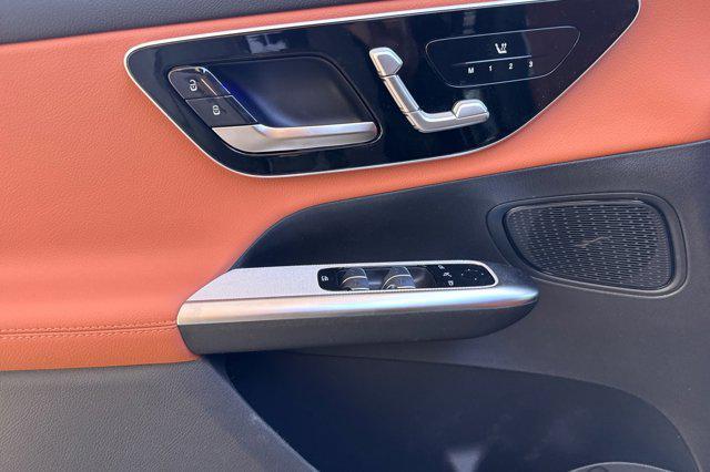 new 2025 Mercedes-Benz GLC 350e car, priced at $61,895