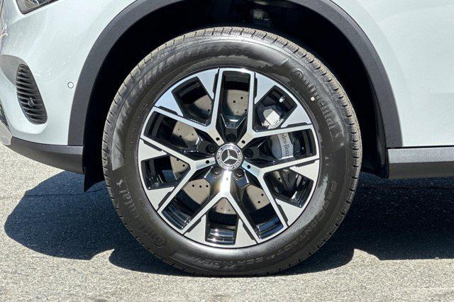 new 2026 Mercedes-Benz GLC 350e car