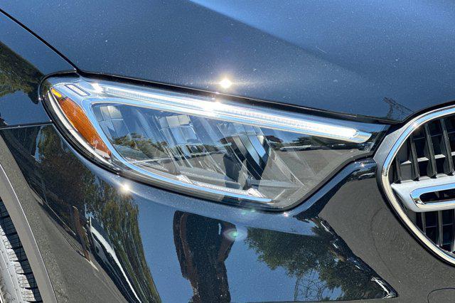 new 2025 Mercedes-Benz GLC 350e car, priced at $63,875