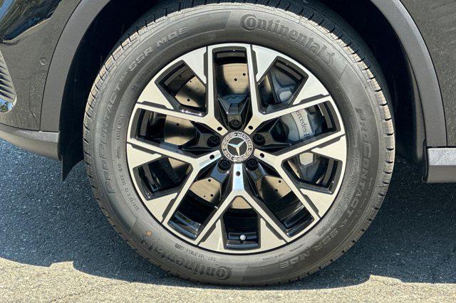 new 2025 Mercedes-Benz GLC 350e car, priced at $63,875