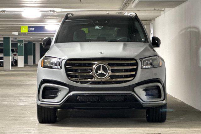 new 2025 Mercedes-Benz GLS 580 car, priced at $121,125