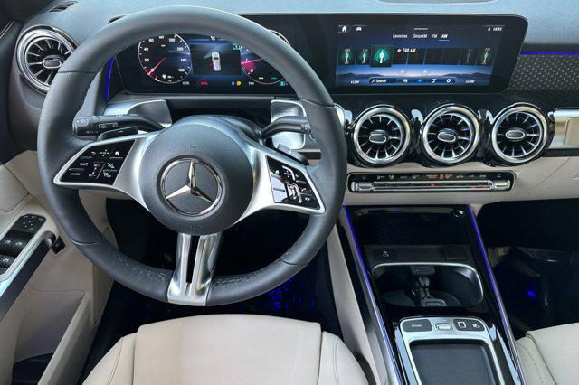 new 2025 Mercedes-Benz GLB 250 car, priced at $51,055