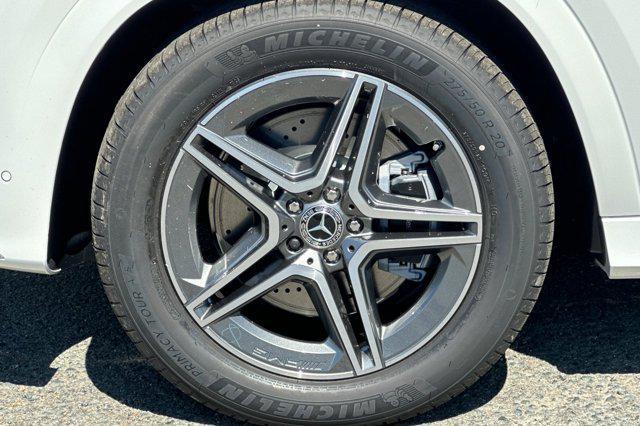 new 2025 Mercedes-Benz GLE 450 car, priced at $79,695