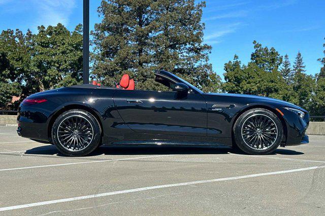 new 2025 Mercedes-Benz AMG SL 43 car, priced at $117,880