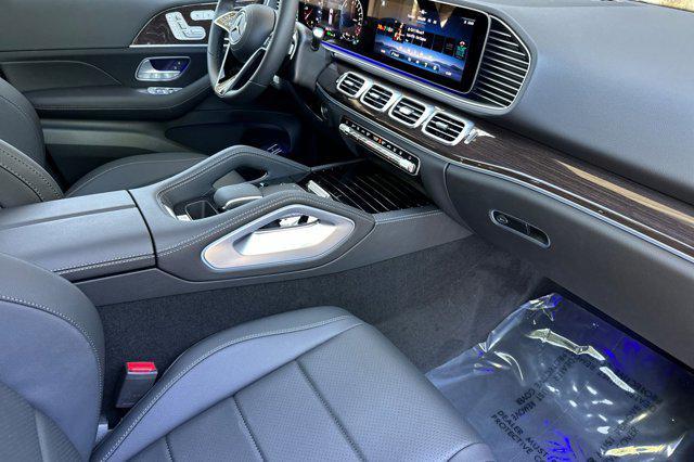 new 2025 Mercedes-Benz GLE 450e car, priced at $76,890