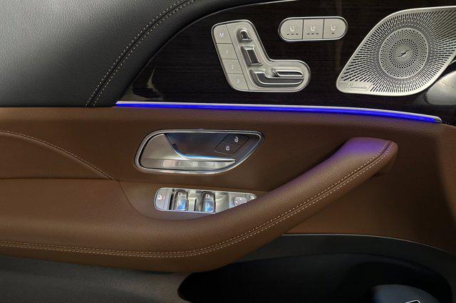new 2025 Mercedes-Benz GLS 450 car, priced at $105,915
