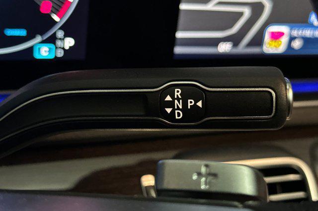 new 2025 Mercedes-Benz GLS 450 car, priced at $105,915