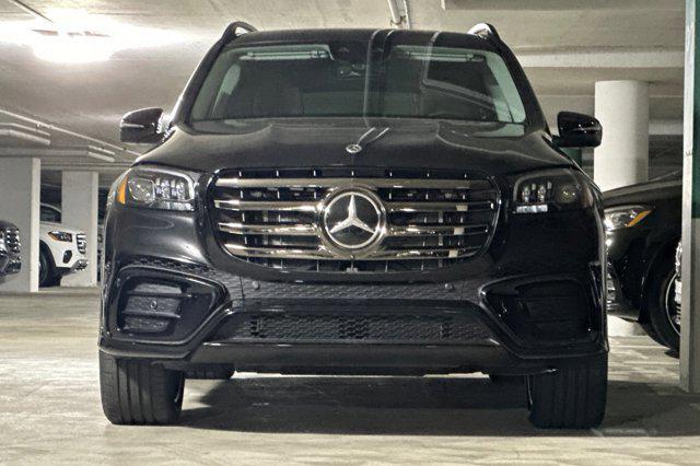 new 2025 Mercedes-Benz GLS 450 car, priced at $105,915