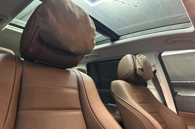 new 2025 Mercedes-Benz GLS 450 car, priced at $105,915