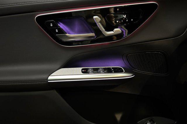 new 2025 Mercedes-Benz GLC 300 car, priced at $65,795