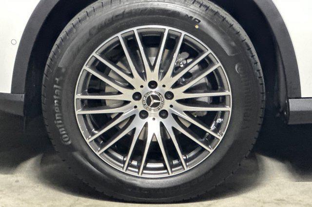 new 2026 Mercedes-Benz GLC 300 car, priced at $55,305