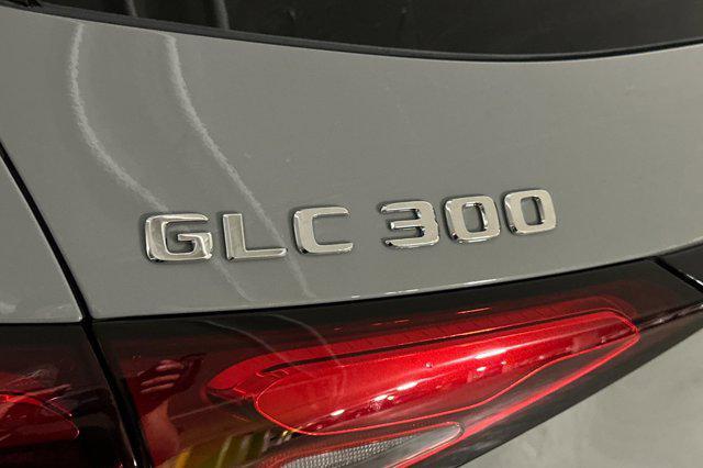 new 2025 Mercedes-Benz GLC 300 car, priced at $60,340