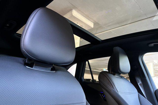 new 2025 Mercedes-Benz GLC 300 car, priced at $60,340