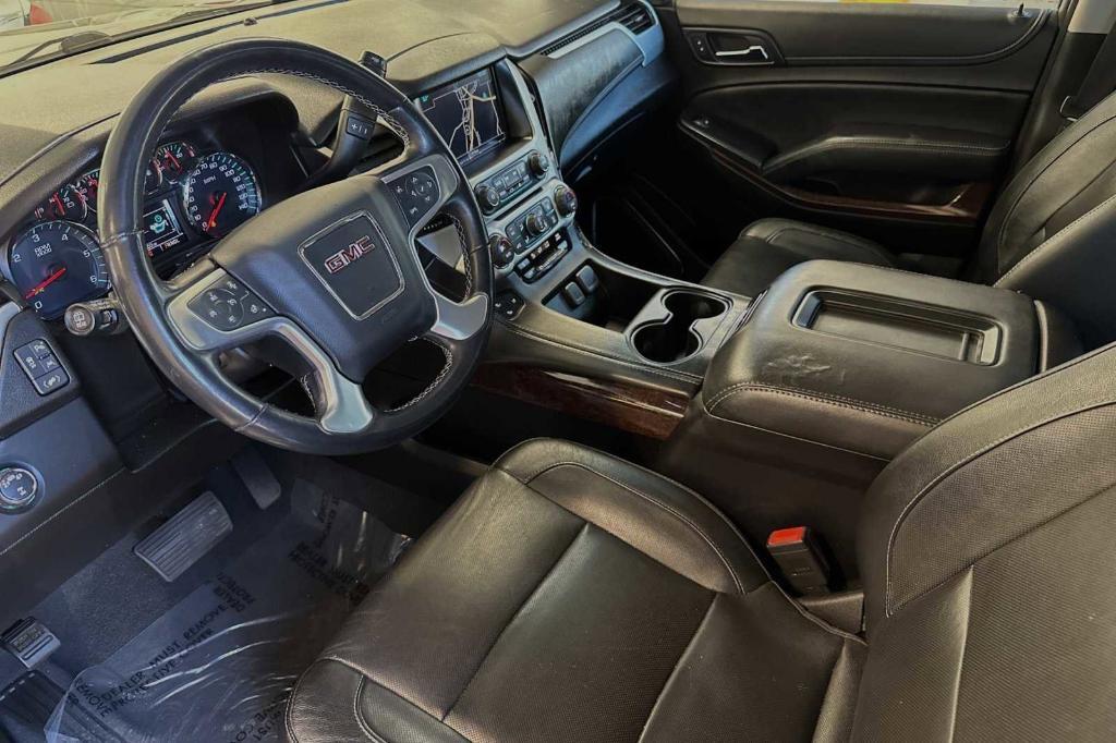 used 2019 GMC Yukon XL car, priced at $31,987