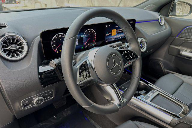 new 2025 Mercedes-Benz GLA 250 car, priced at $44,345