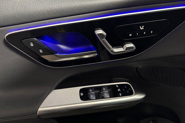 new 2026 Mercedes-Benz GLC 300 car