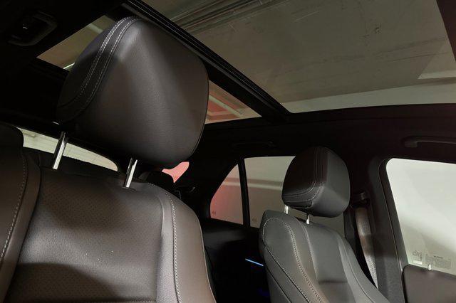new 2025 Mercedes-Benz GLE 450e car, priced at $77,940