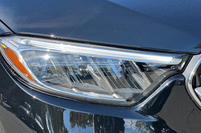 new 2025 Mercedes-Benz GLC 350e car, priced at $63,650