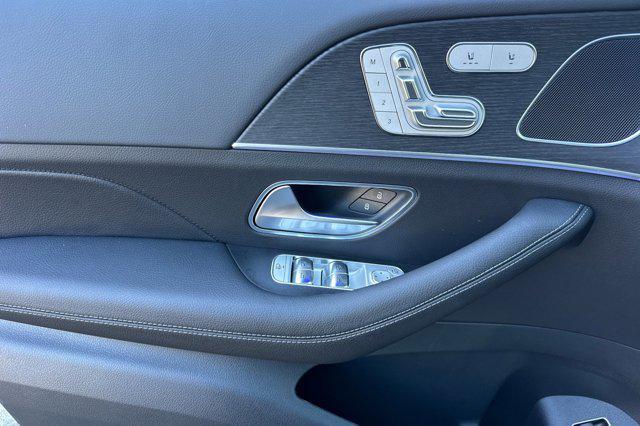 new 2026 Mercedes-Benz GLE 450 car, priced at $75,685