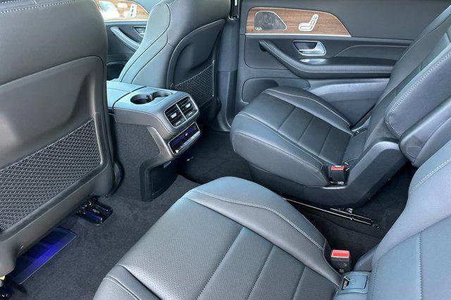 new 2025 Mercedes-Benz GLS 450 car, priced at $95,480