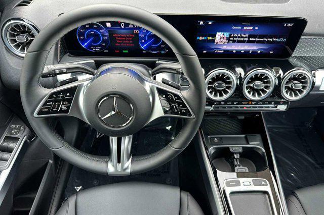 new 2024 Mercedes-Benz EQB 300 car, priced at $63,095