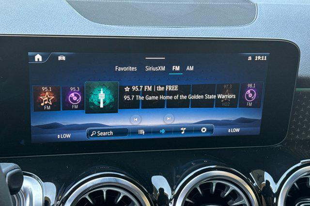 new 2025 Mercedes-Benz GLB 250 car, priced at $49,395