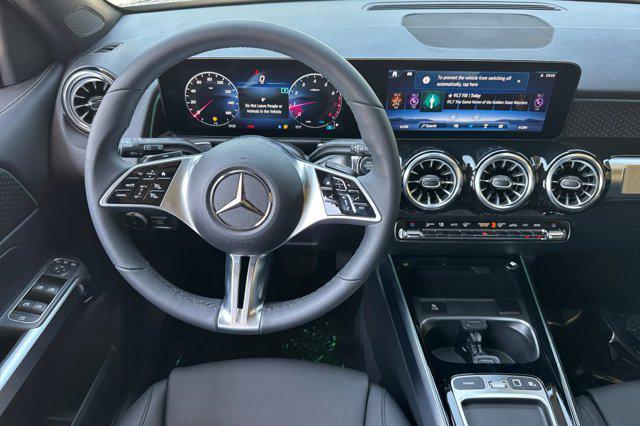 new 2025 Mercedes-Benz GLB 250 car, priced at $49,395