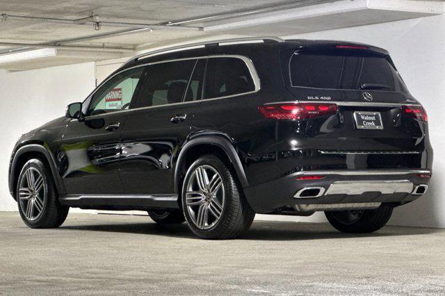 new 2026 Mercedes-Benz GLS 450 car
