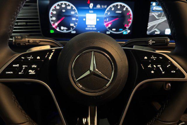 new 2026 Mercedes-Benz GLS 450 car