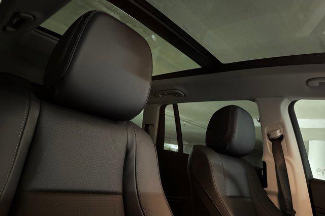 new 2026 Mercedes-Benz GLS 450 car