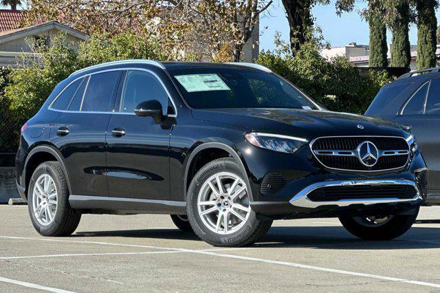 new 2025 Mercedes-Benz GLC 300 car, priced at $54,955