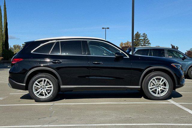 new 2025 Mercedes-Benz GLC 300 car, priced at $54,955