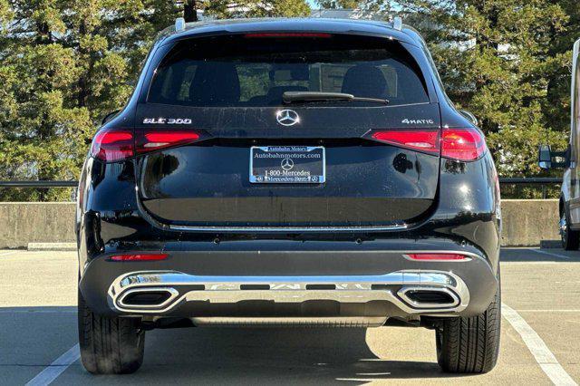 new 2025 Mercedes-Benz GLC 300 car, priced at $54,955