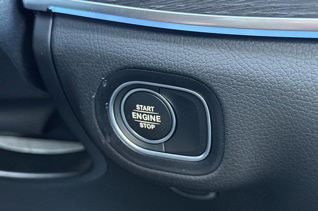 new 2025 Mercedes-Benz GLE 450e car, priced at $76,860