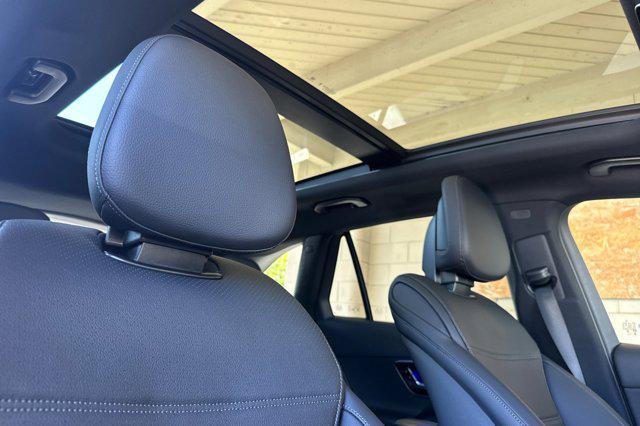 new 2025 Mercedes-Benz GLC 350e car, priced at $62,745