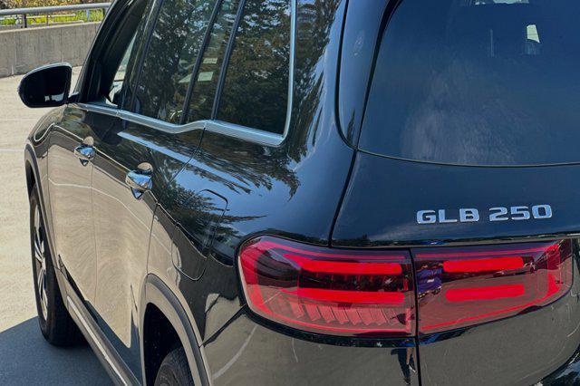 new 2025 Mercedes-Benz GLB 250 car, priced at $47,145