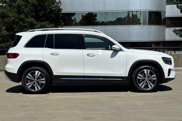 new 2025 Mercedes-Benz GLB 250 car, priced at $47,145