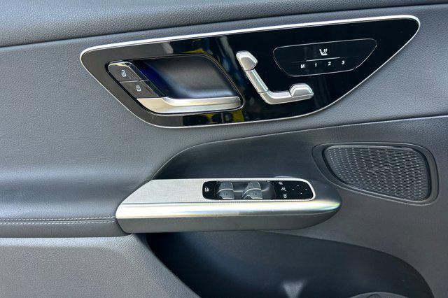 new 2025 Mercedes-Benz GLC 300 car, priced at $52,350