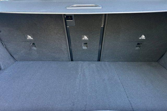 new 2026 Mercedes-Benz GLC 350e car