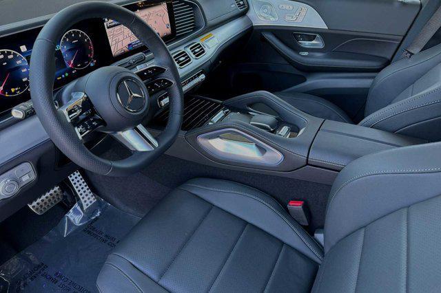 new 2025 Mercedes-Benz GLS 450 car, priced at $94,195