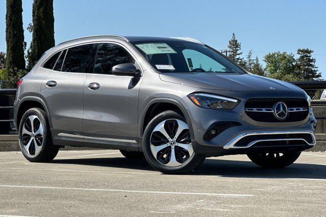 new 2025 Mercedes-Benz GLA 250 car, priced at $48,590