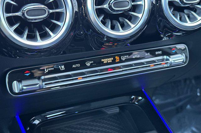 new 2025 Mercedes-Benz GLA 250 car, priced at $48,590