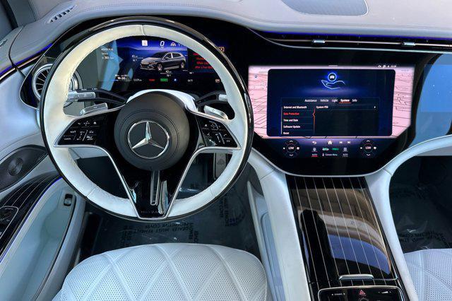 new 2024 Mercedes-Benz Maybach EQS 680 car, priced at $205,350